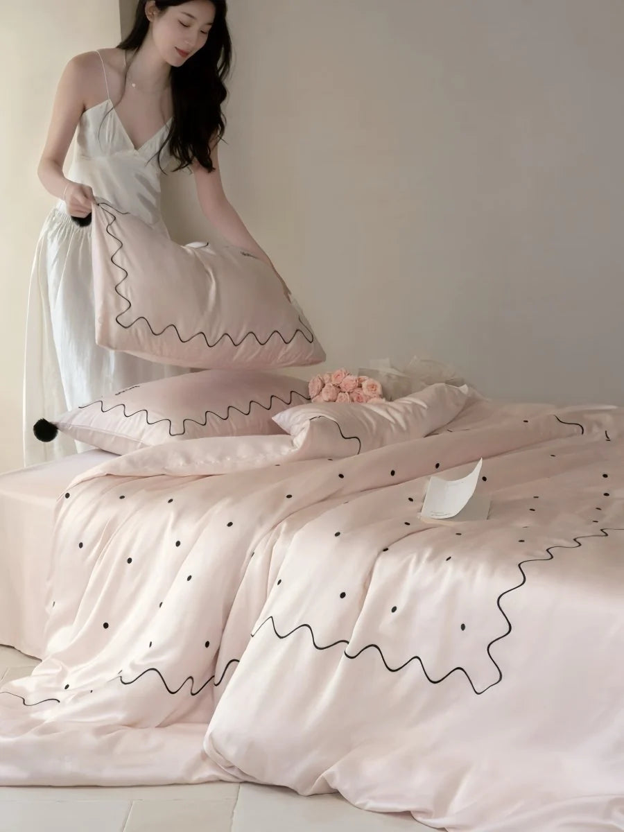 Elegant Retro Polka Dot Silky Tencel Lyocell Queen Size Duvet Cover Set