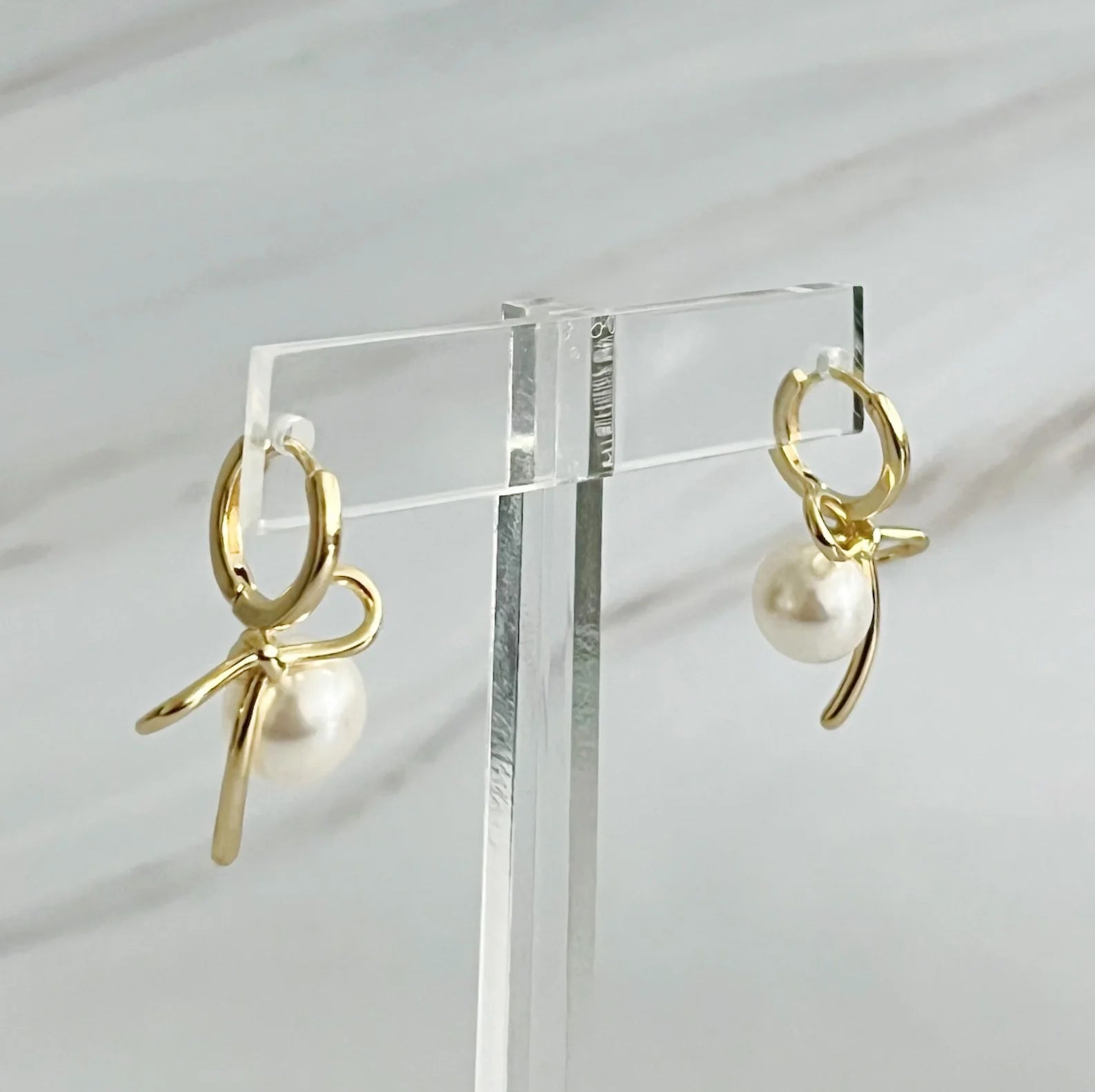 Bowed with Pearl Drop Earrings