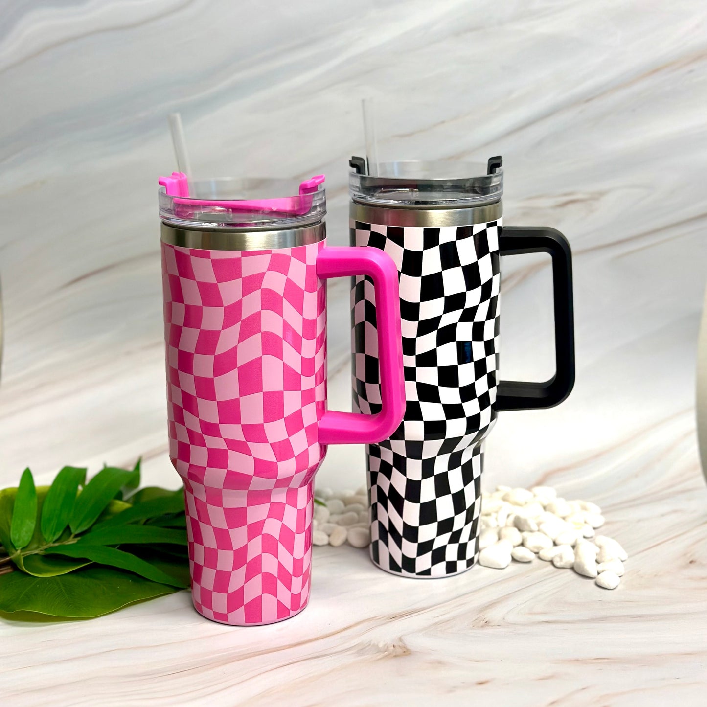 Stylish Checker Large Water Cup with Handle
