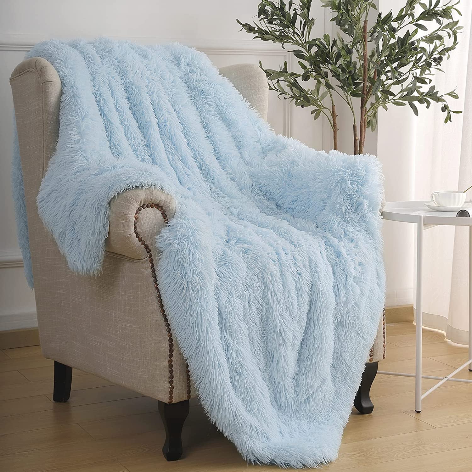 Super Soft Reversible Sherpa Cozy Bubbie Blue Throw Blanket for Ultimate Comfort & Style